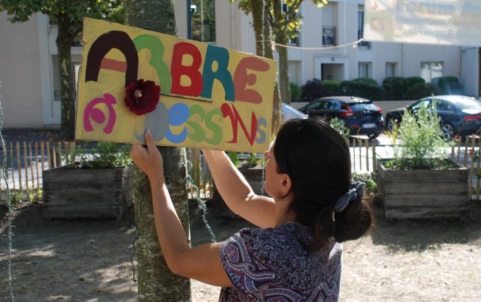 fete de quartier arbre à dessins